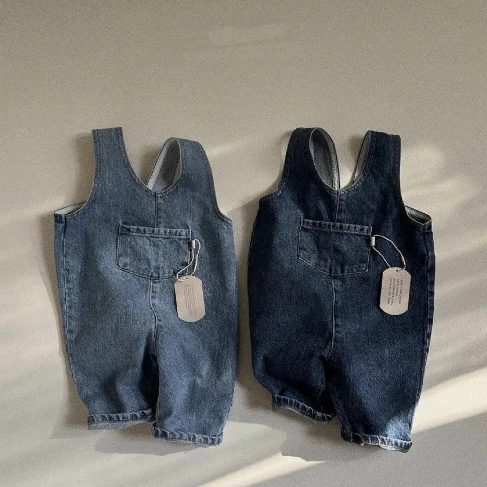 2025 Autumn New Baby Denim Overalls Boys Loose Casual Pants Girls Strap Trousers Fashion Infant Pocket Jumpsuit Toddler Jeans