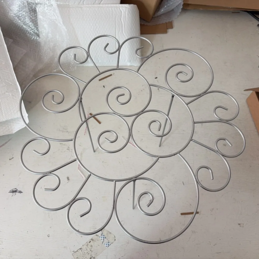 

Flower Shaped Metal Plant Support Ring Weather-Resistant Rust-Proof Peony Cage Support Stand Iron Art Anti Lodging