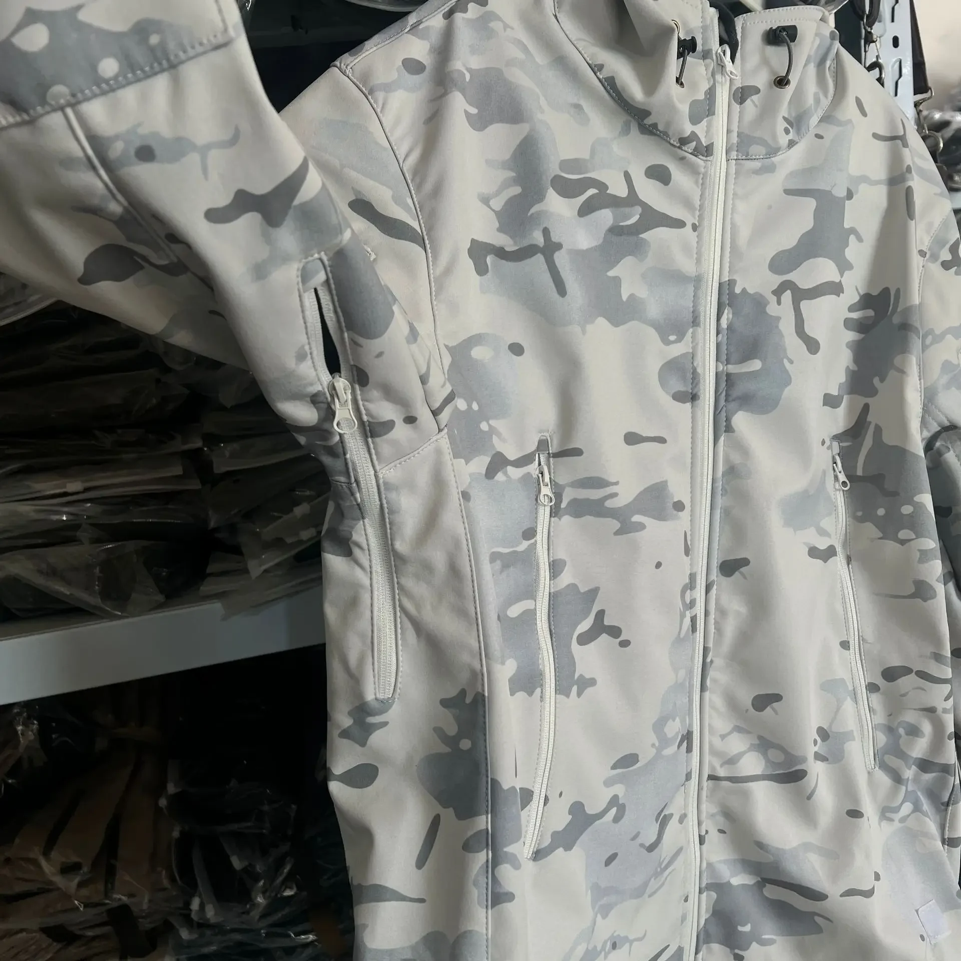 Calor de invierno MCAP todo terreno nieve Camo Softshell chaqueta y pantalones traje ropa de carga táctica chaqueta con capucha con cremallera y forro polar