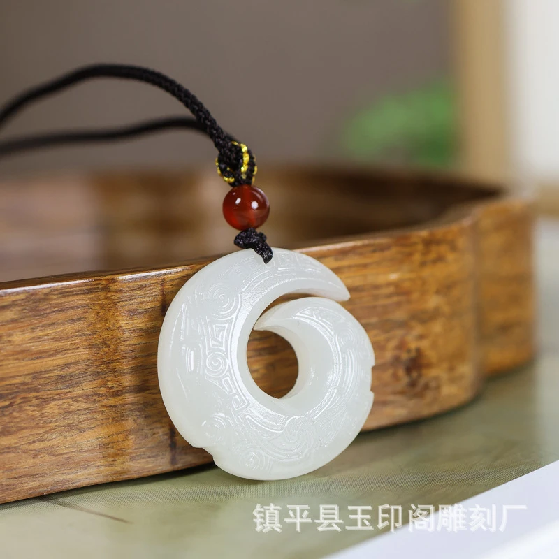 Natural Hetian fortune-turning men and women, necklace, circular jade pendant