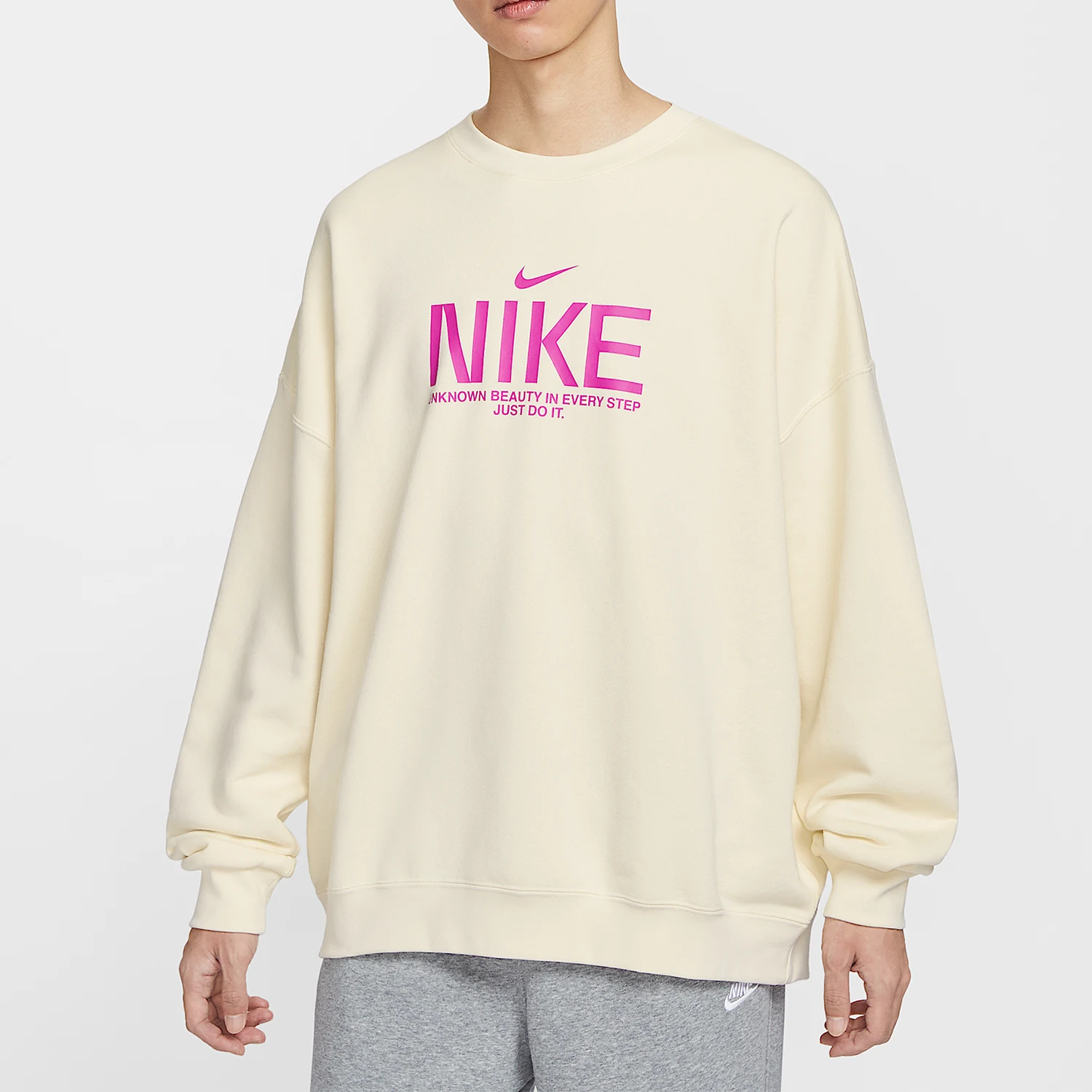 

Оригинальный мужской трикотажный свитшот Nike Sportswear Club с круглым вырезом IM9355-113