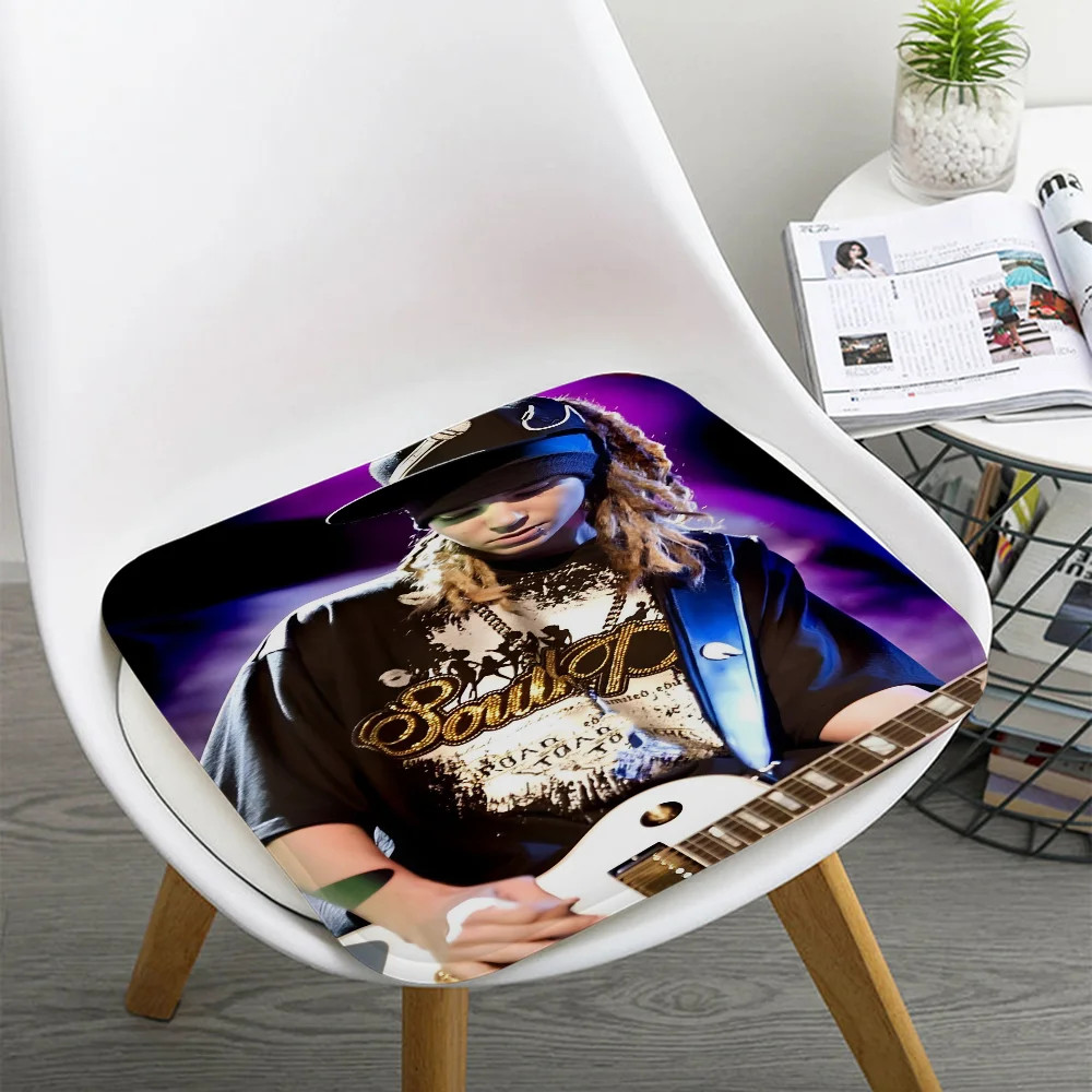 Bill Kaulitz Tom Tokio Hotel Creative Dining Chair Cushion Circular Decoration Seat For Office Desk Cushions Home Decor