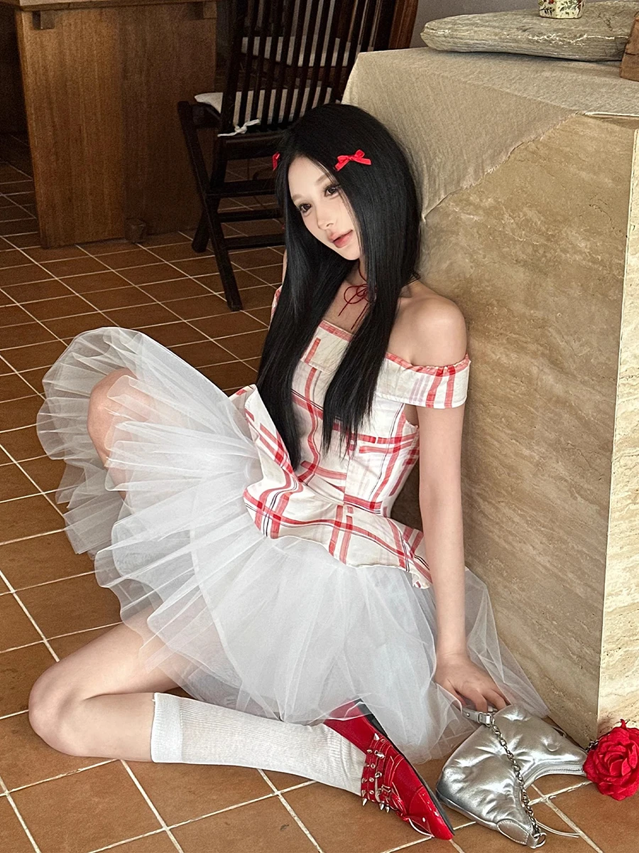 ReddaChic ワンショルダーミニプリンセスドレス女性バレエコアステッチチュールフィットとフレアフリルふわふわチュチュガウンフォーマル服