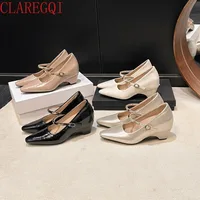 Chaussures de travail confortables pour femmes, chaussures Mary Jane pointues, chaussures polyvalentes en cuir souple à bride unique pour femmes, élégantes. 3