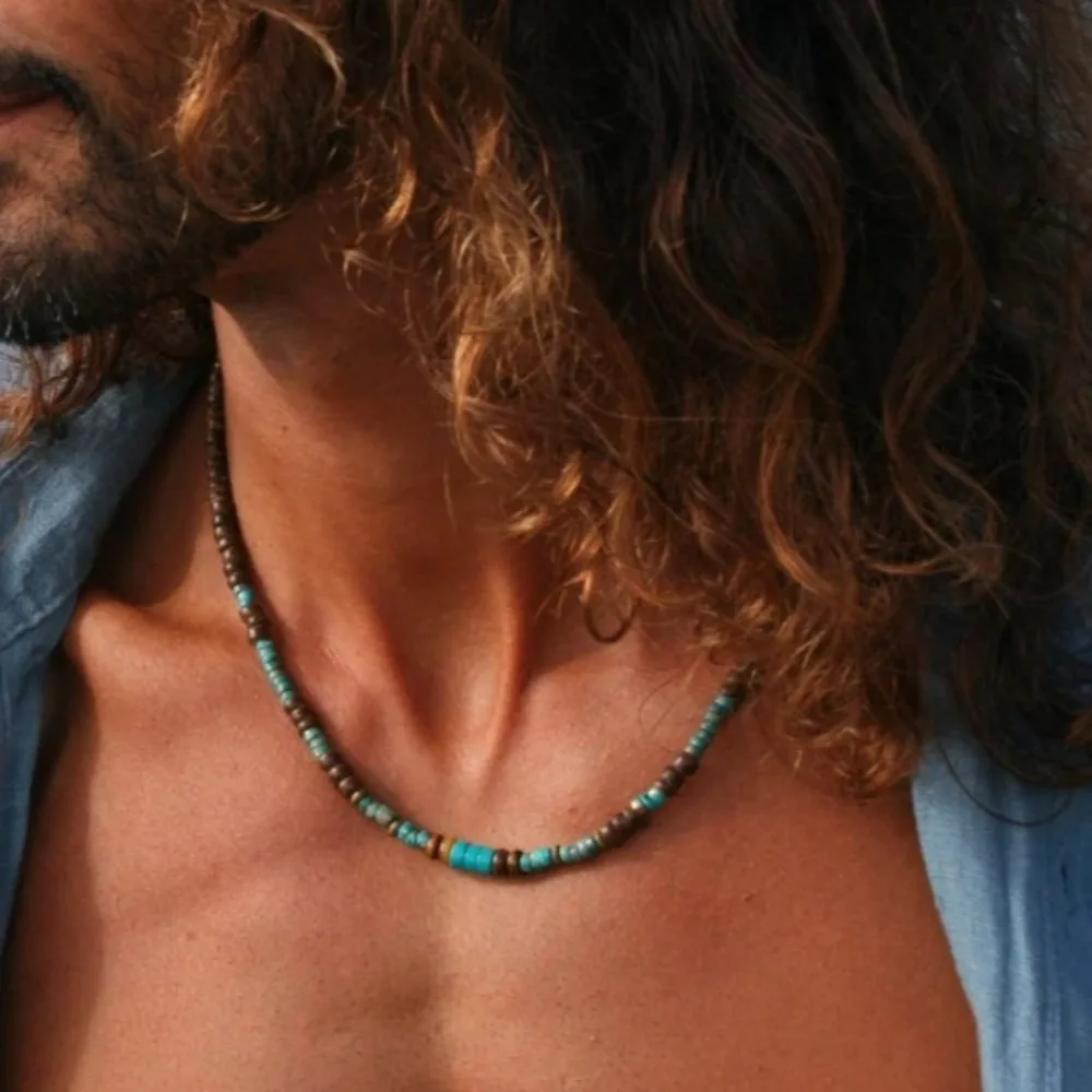Bohemian Coconut Shell Heishi Bead Necklace Minimalist Vintage Surfer Choker Clavicle Chain for Men Beach Daily Wear Accessory
