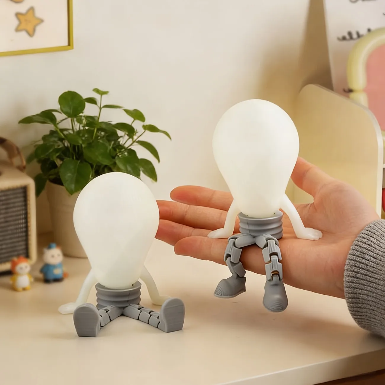 Very Creative 3D Printed Glow-In-The-Dark Light Bulb Figure with Movable Joints, Suitable for Bedroom, Living Room, Entryway, Study, Desktop Decoration, Birthday or Housewarming Gift