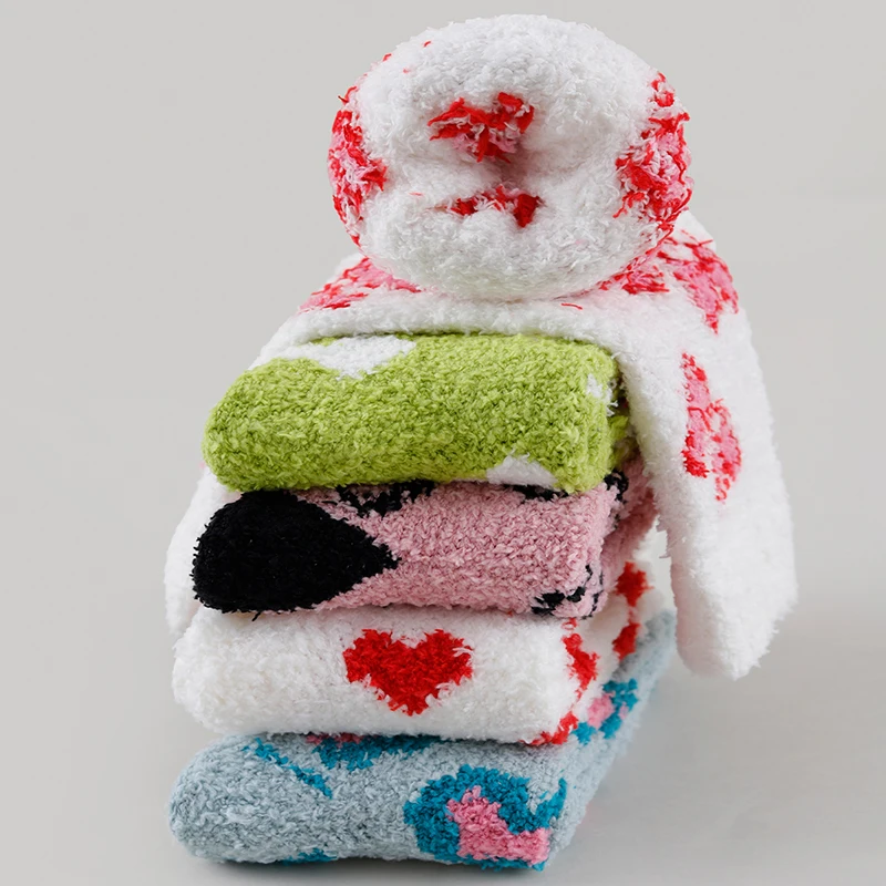 1/3/5/10 Pairs Random Women Classic Winter Heart Pattern Comfortable Thick Fleece Lined Warm Mid‑Calf Socks