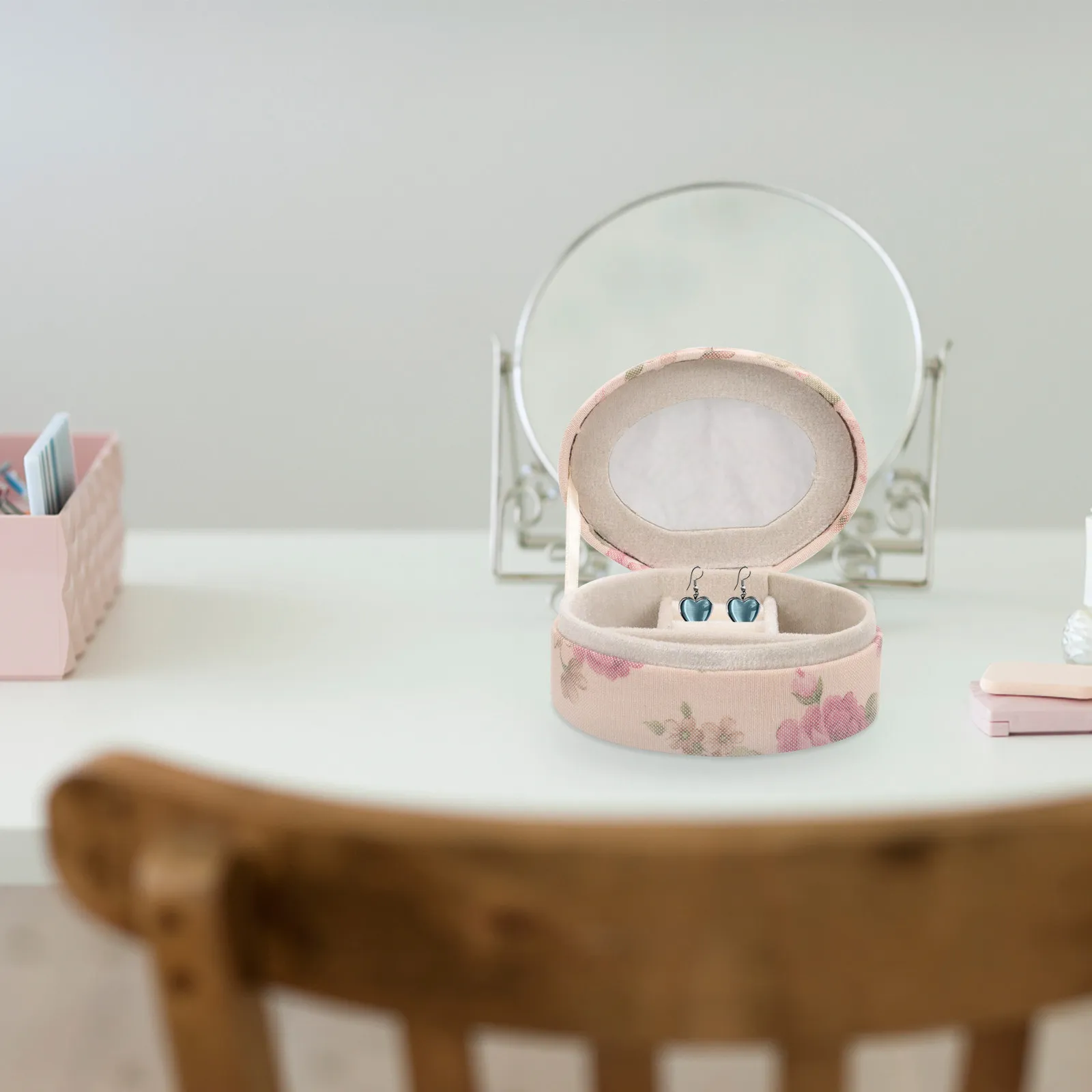 

Lace Flower Jewelry Box Exquisite Portable Case for Bracelets Cufflinks Hairpins Organizing Gift for on Valentine