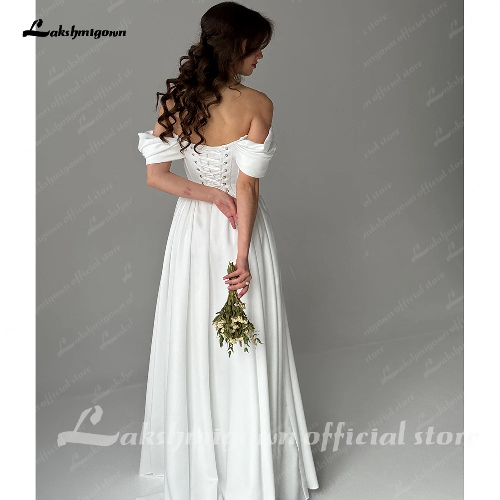 Lakshmigown Schulterfreies, plissiertes, herzförmiges, dickes Satin-Brautkleid in A-Linie mit V-förmiger Taille, maßgeschneidert. – Detail 6