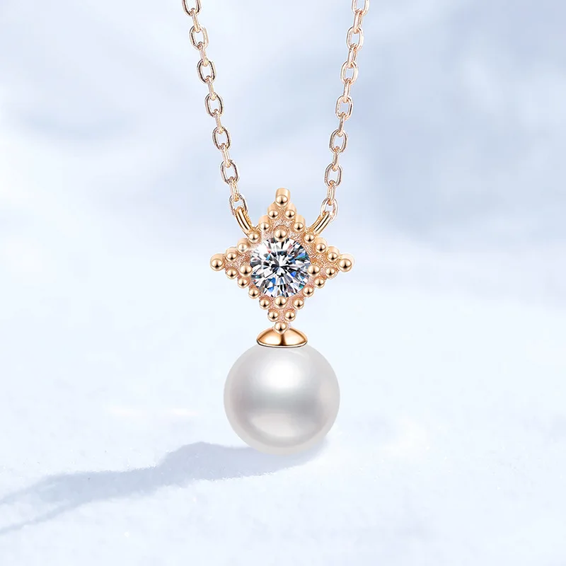 

Platinum PT95018k Gold Necklace Authentic Natural Freshwater Pearl Strong Light Round Luxury 0.3carat Moissanite Necklace