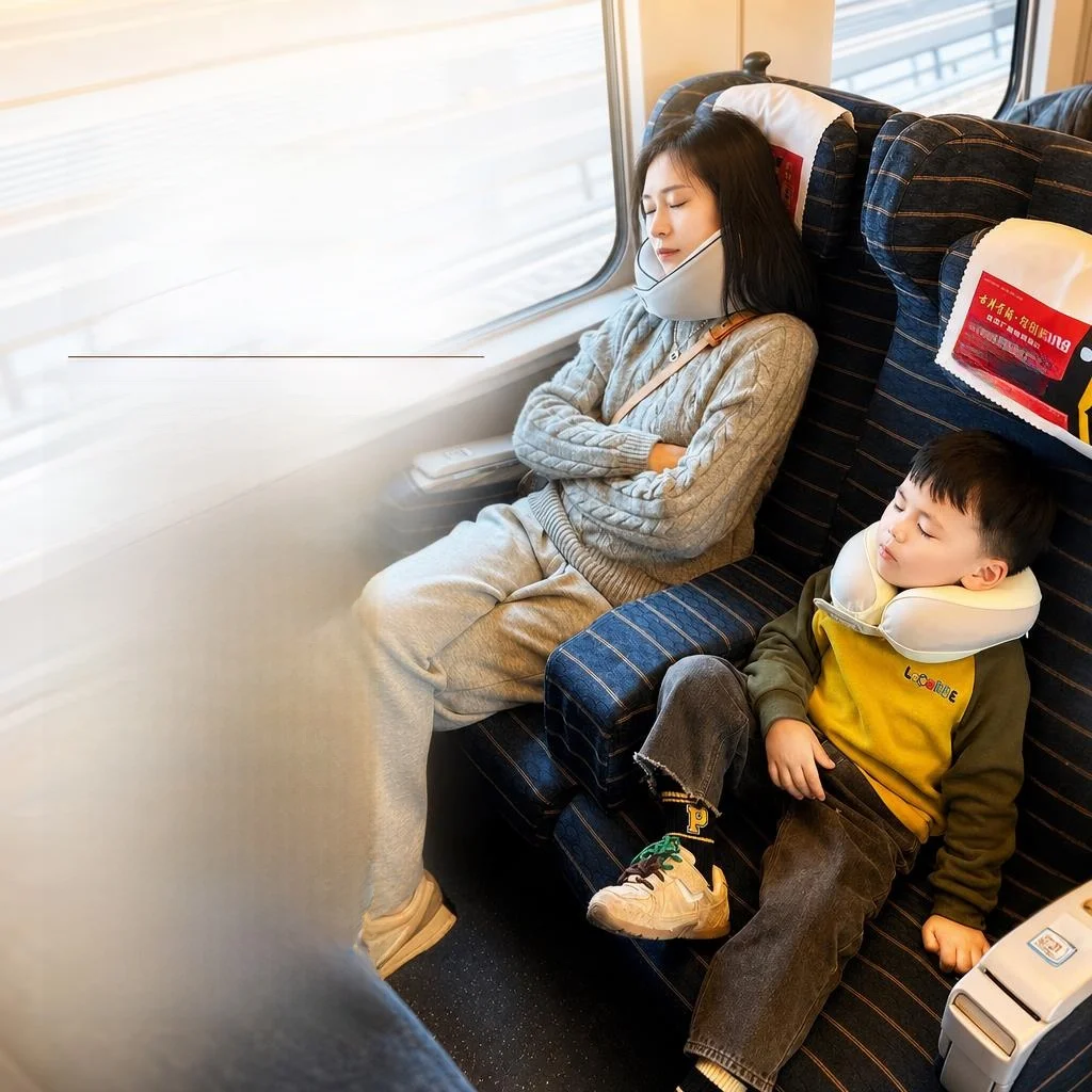Children's Portable U-Shaped Memory Foam Neck Pillow Ice Silk Long Distance Travel Pillow Comfortable Sleep for Train And Air...