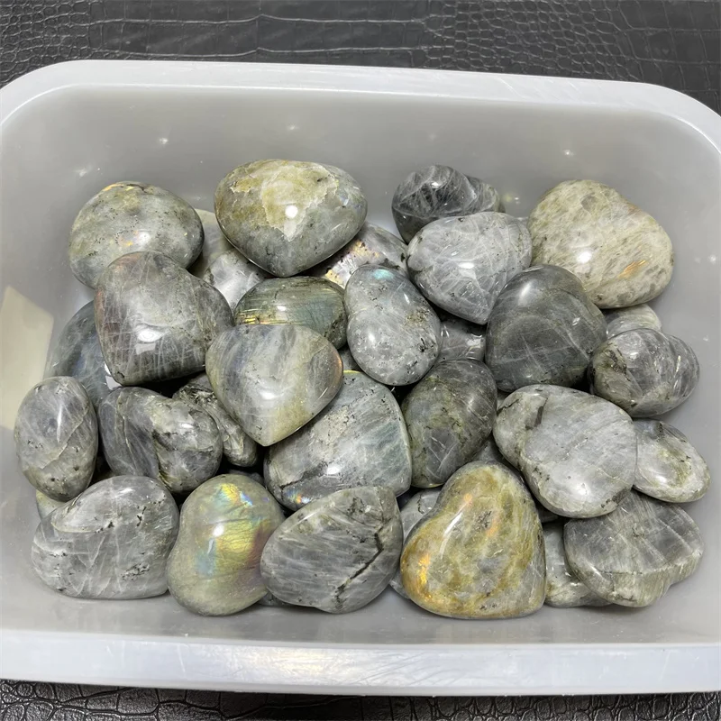 41pcs 3kg Natural Flashy Labradorite Cabochon Heart Shape Labradorite Flatback Stone Smooth Polish Gemstone