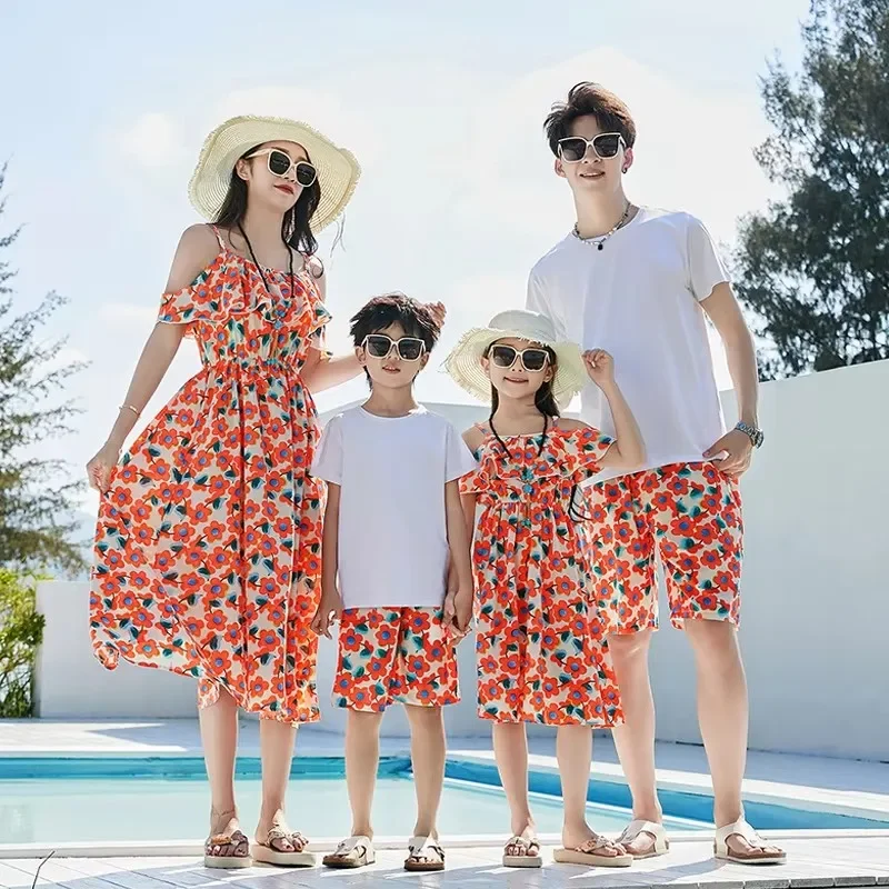 

Family Vacation Matching Clothes Mom and Daughter Off Shoulder Dresses Dad Son Floral Print Shirts Beach Father Boys Outfits Set