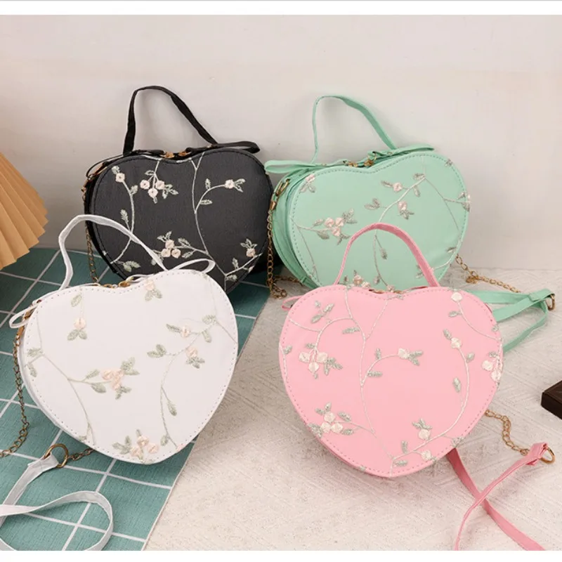 

Fashionable Lace Peach Heart Small Bag Women New Trend Ladies Cross Stitch Shoulder Bag Personalized Hand-held Shoulder Bags