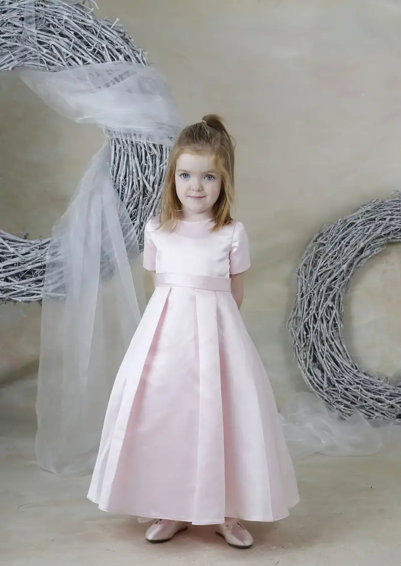 

Pink Flower Girl Dresses Short Sleeves Satin Floor Length Simple Girl Princess Dress with Belt Wedding Party Dress