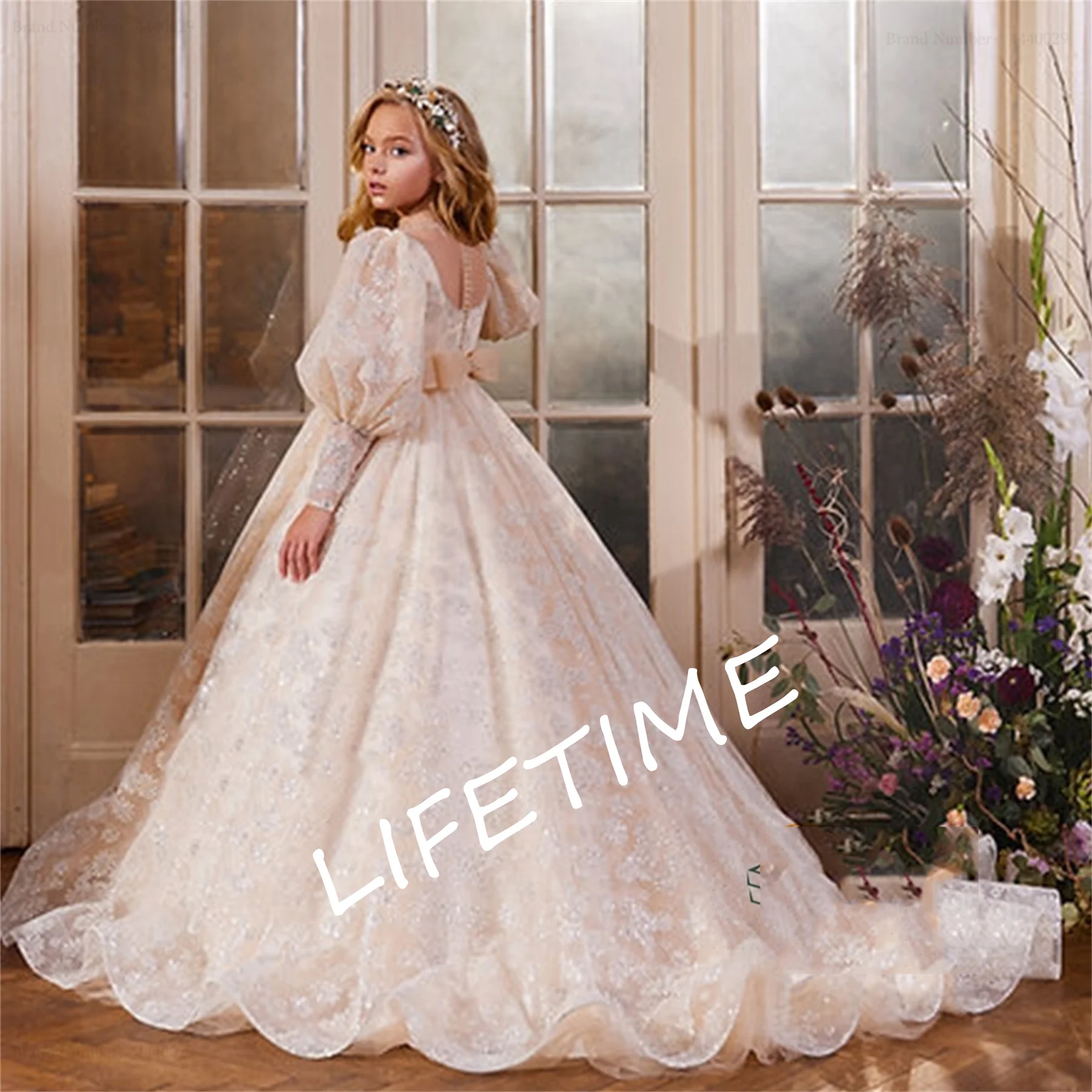 Full Scoop A Line Flower Girl Dresses New Summer Sequined Full Sleeve Sweep Train Organza 2023 فساتين اطفال للعيد Communion