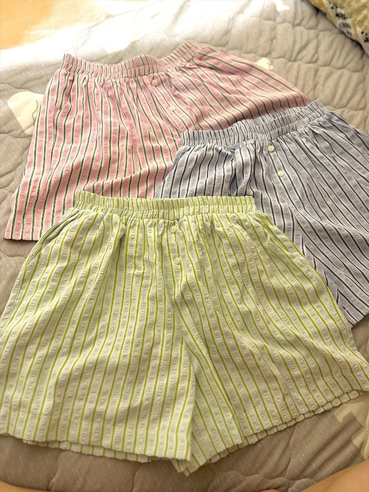 

Удобные корейские полосатые шорты для женщин, летние новые свободные повседневные брюки с высокой талией и декоративными пуговицами, домашняя одежда