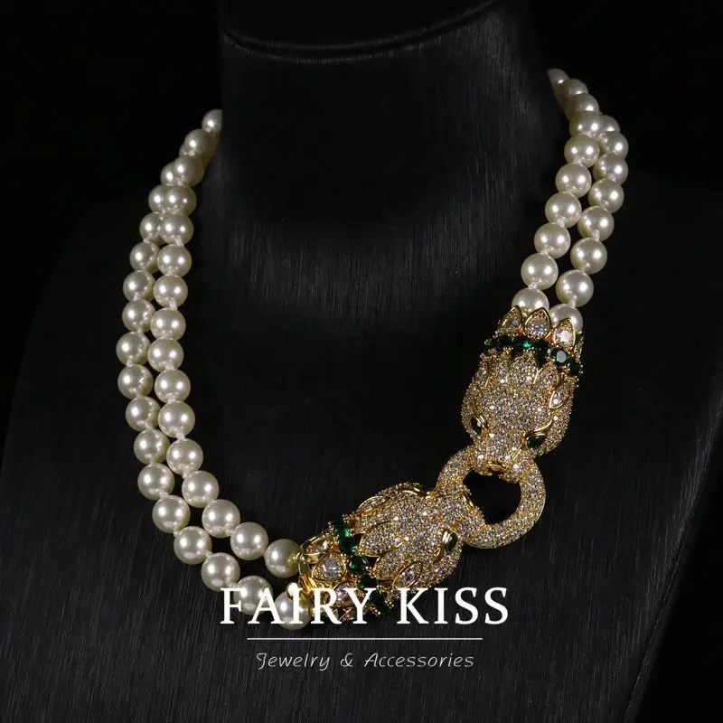 

European and American fashion zirconia stud earrings necklace, French vintage leopard jewelry set for women