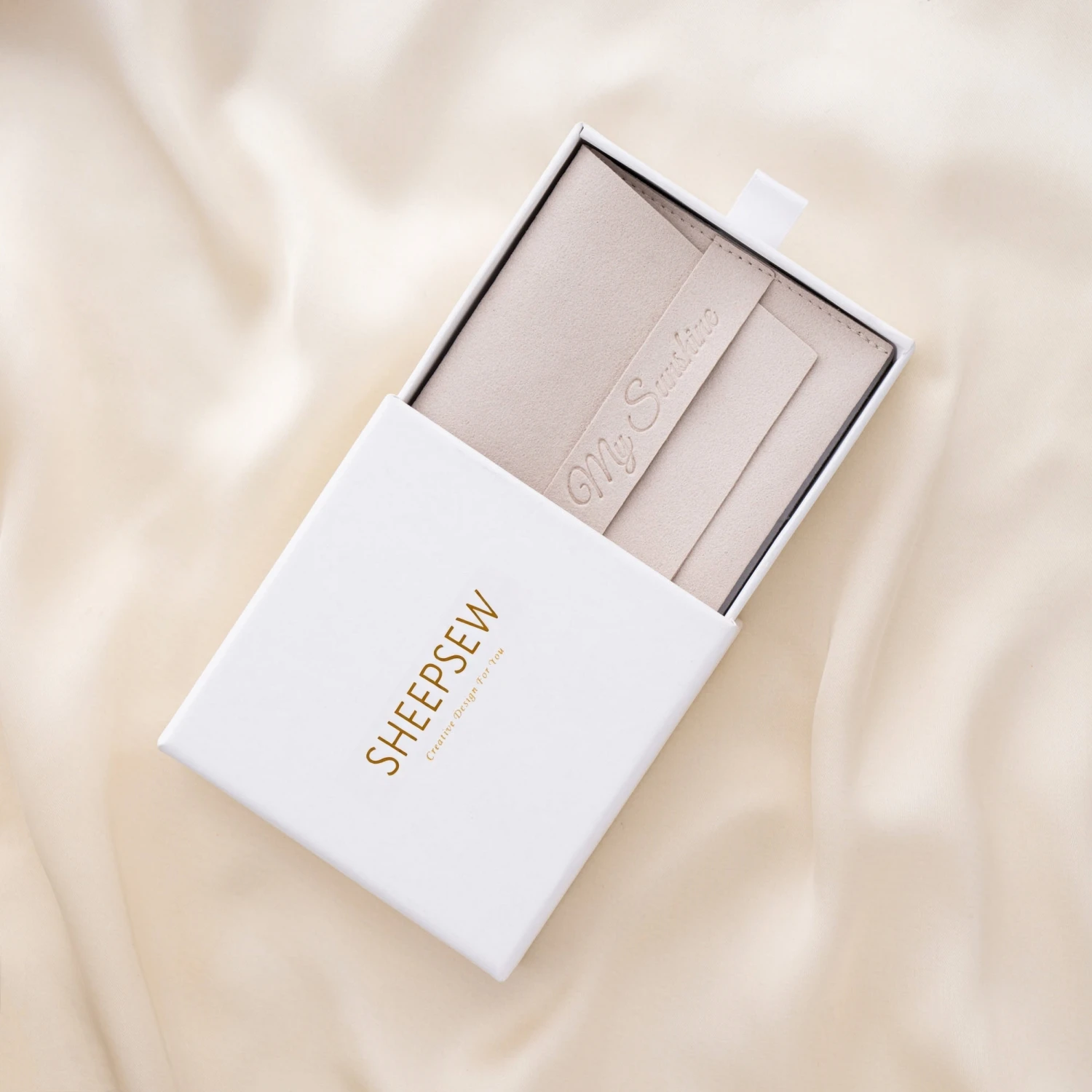 

50sets Custom Logo Green Pink Black Sliding Paper Jewelry Box Cardboard Gift Packaging Paper Drawer Slide Jewelry Pouch Box