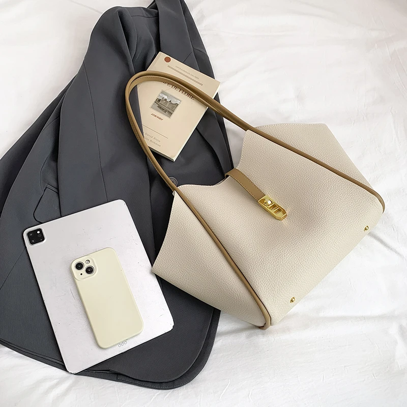 حقيبة حمل فريدة من نوعها للترفيه والأعمال للنساء مع سعة كبيرة جمالية بسيطة ولون خالص