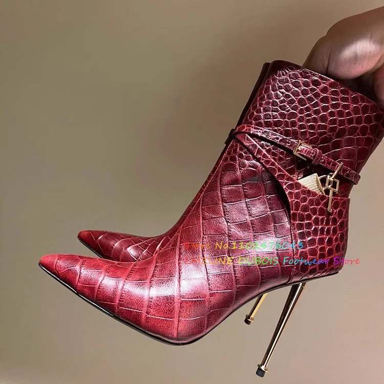 Crocodile Pattern Pointy Toe Thin High Heel Ankle Boots Stiletto Chelsea Boots Spring Fashion Metal Padlock Belt Buckle Boots