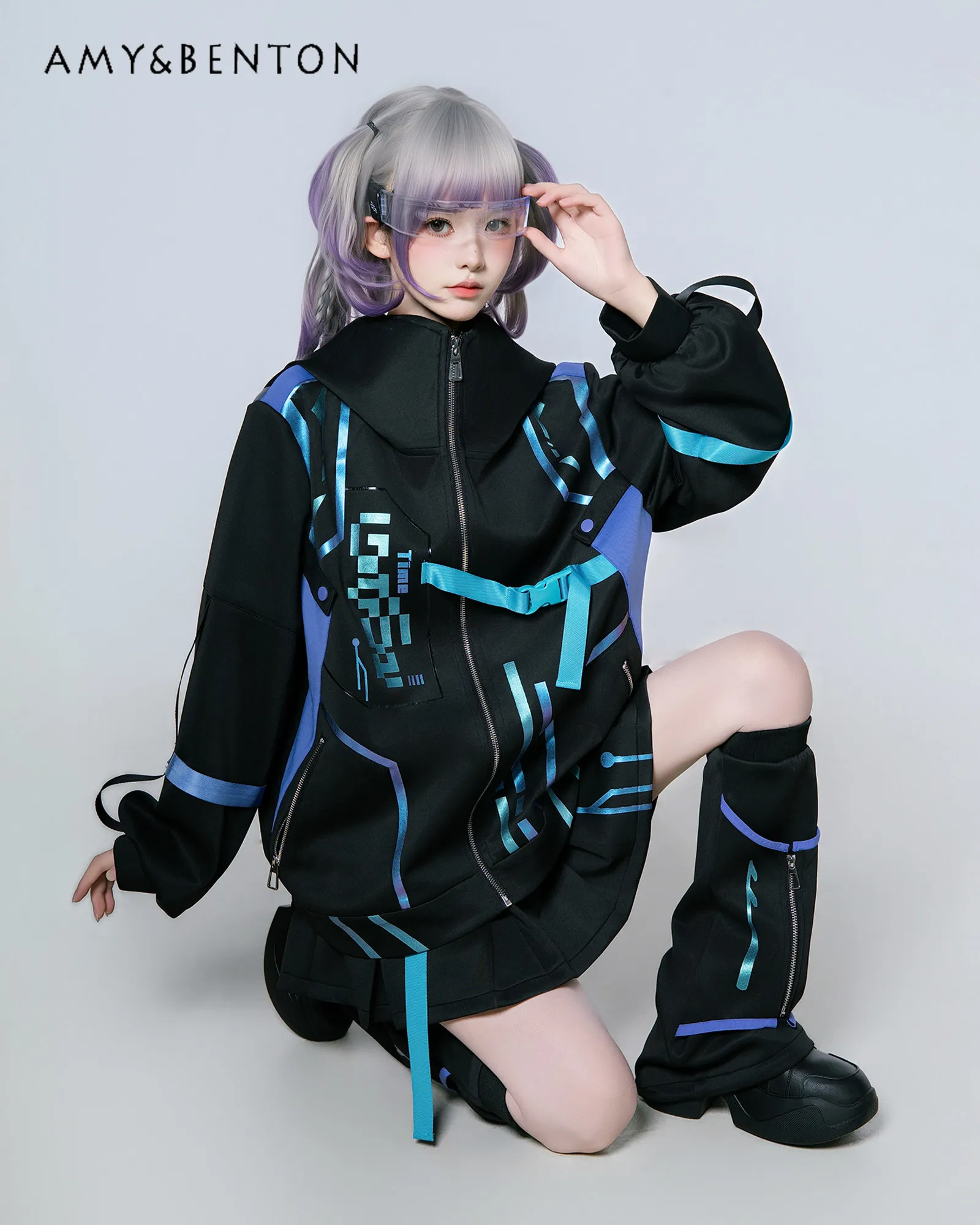 

Original Two-dimensional Anime Functional Sports Suit Subcultural Gothic Patchwork Hooded Oversized Jacket Shorts Leg Warmers