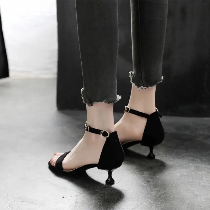 Summer Low-Heel 2023 Fashion All-Match High-Heeled Shoes Stiletto New Sandals Women\'s Outdoor Casual Low-Heeled Size 35-40