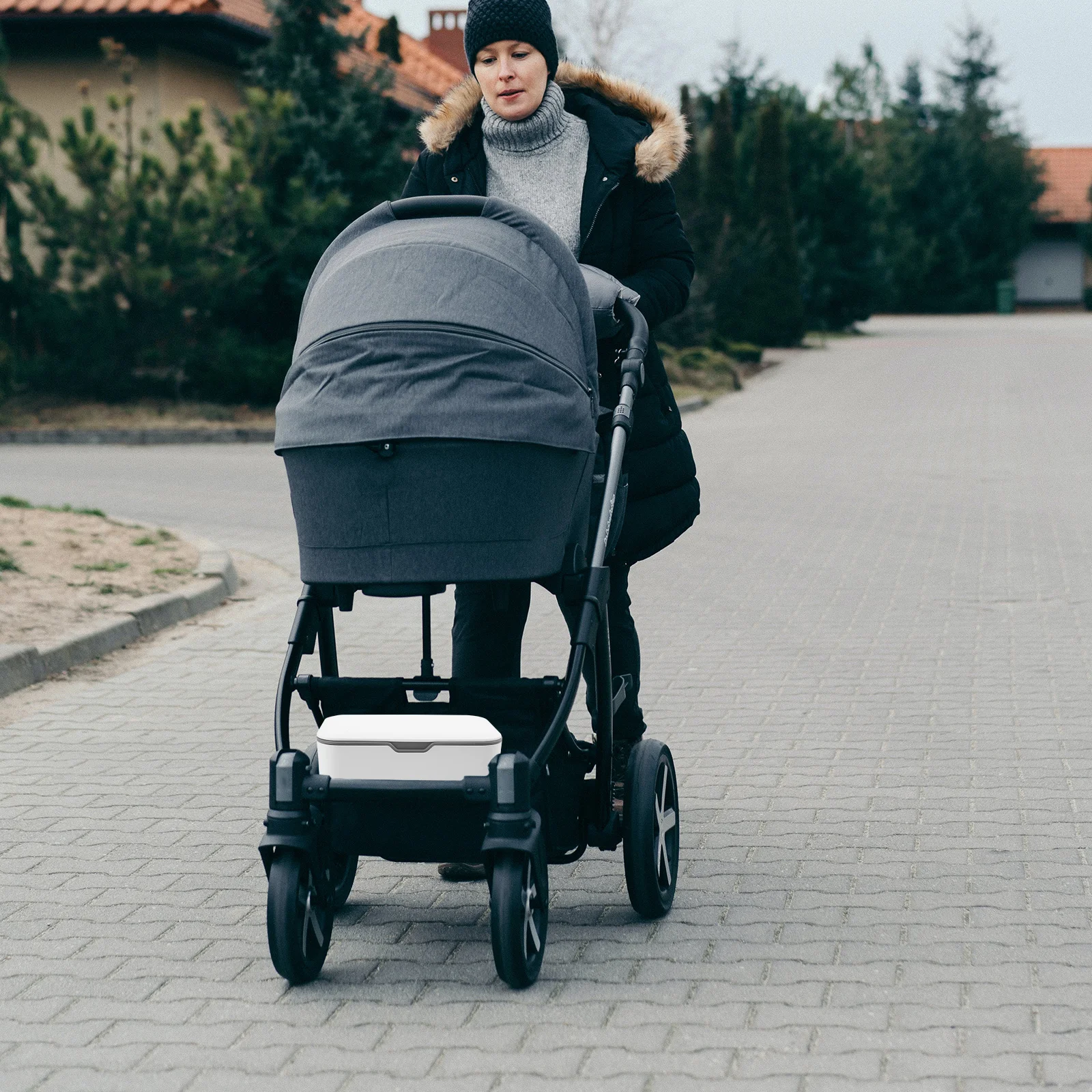 

2pcs Wet Tissue Box Portable Storage Wipe Dispenser For Baby Travel Outdoor Use Infant Tissue Container Handheld Wipe Box