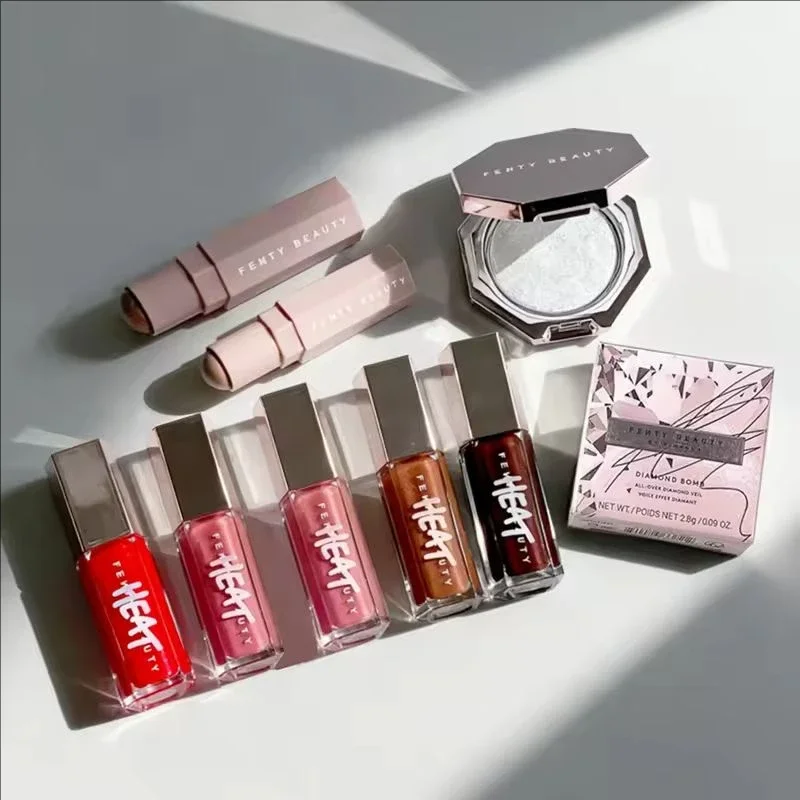 Nuevo traje de belleza Fenty, lápiz labial duradero, hidratante, polvo brillante Facial de diamante, presentador de contorno Facial, polvo suelto