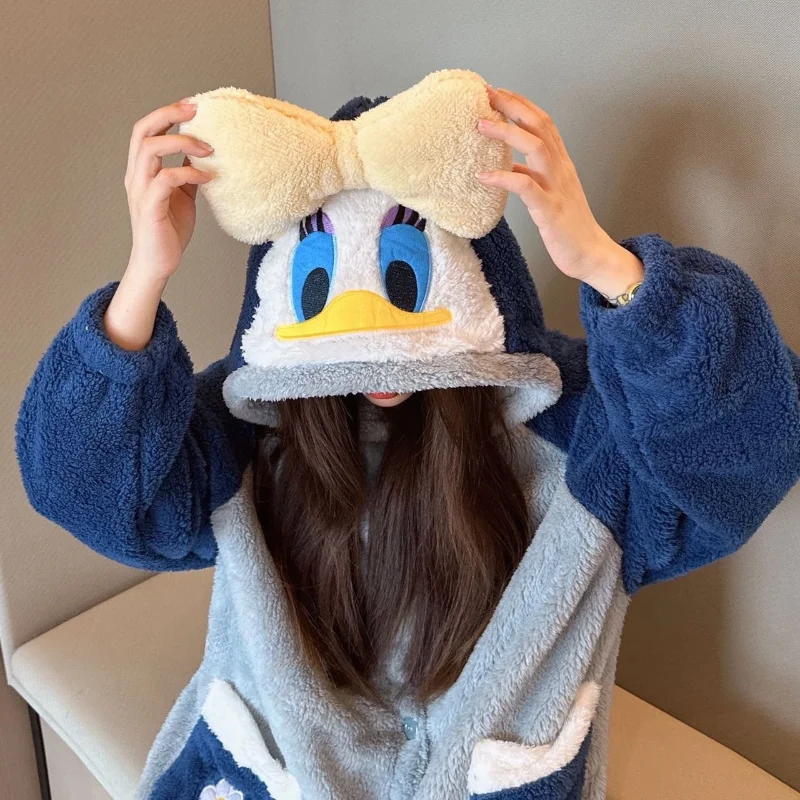 Donald Duck Pajamas Winter Pajamas New Women\'s Two-piece Set Hooded Long Sleeve Bathrobes Set Cartoon Disney Women\'s Pajamas