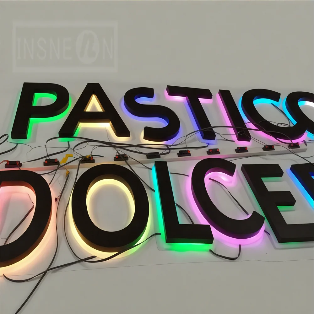 مخصص RGB معدن LED تسجيل الجدار شعار مضيئة رسالة في الهواء الطلق متجر الشركة ضوء لافتة ، الأعمال 3D الاكريليك لافتات الديكور