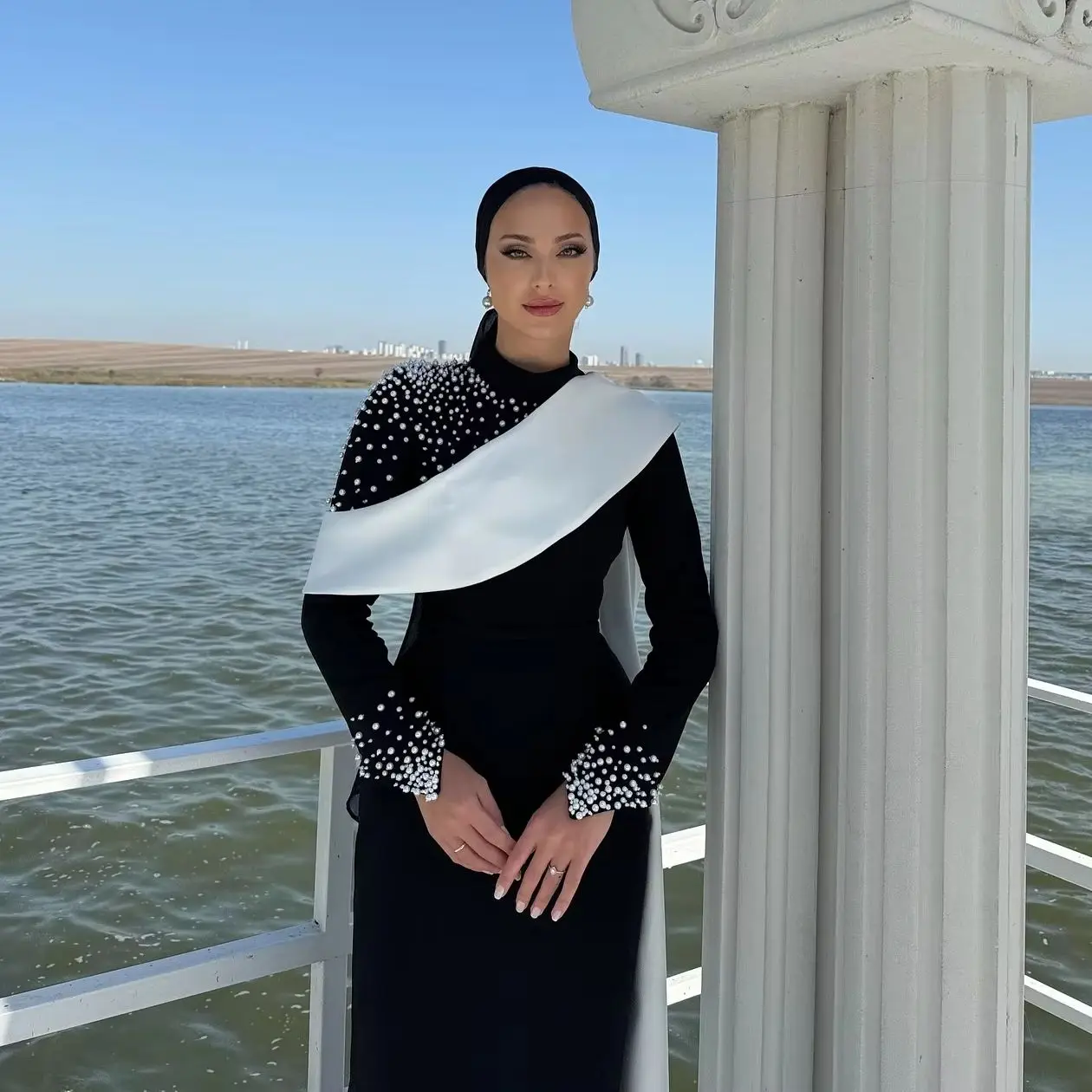 Aenyrst-女性のためのエレガントな黒のイスラム教徒のウエディングドレス,ハイカラー,ビーズのイブニングドレス,床の長さのカスタムドレス,特別な機会