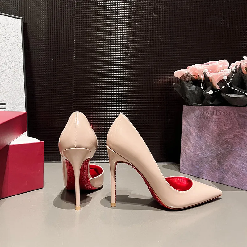 

Water diamond side hollow ultra fiber high heels, exquisite wedding shoes, slim heel pointed fashion women's singles shoes