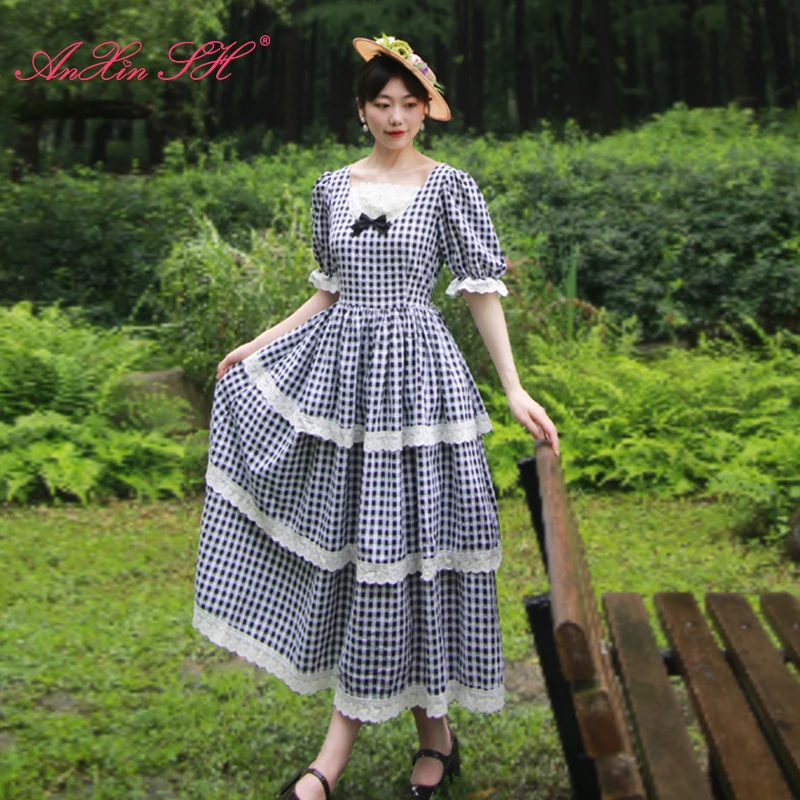 

AnXin SH princess Retro French Black and white check cake skirt with large hem square short sleeve zipper Antique evening dress