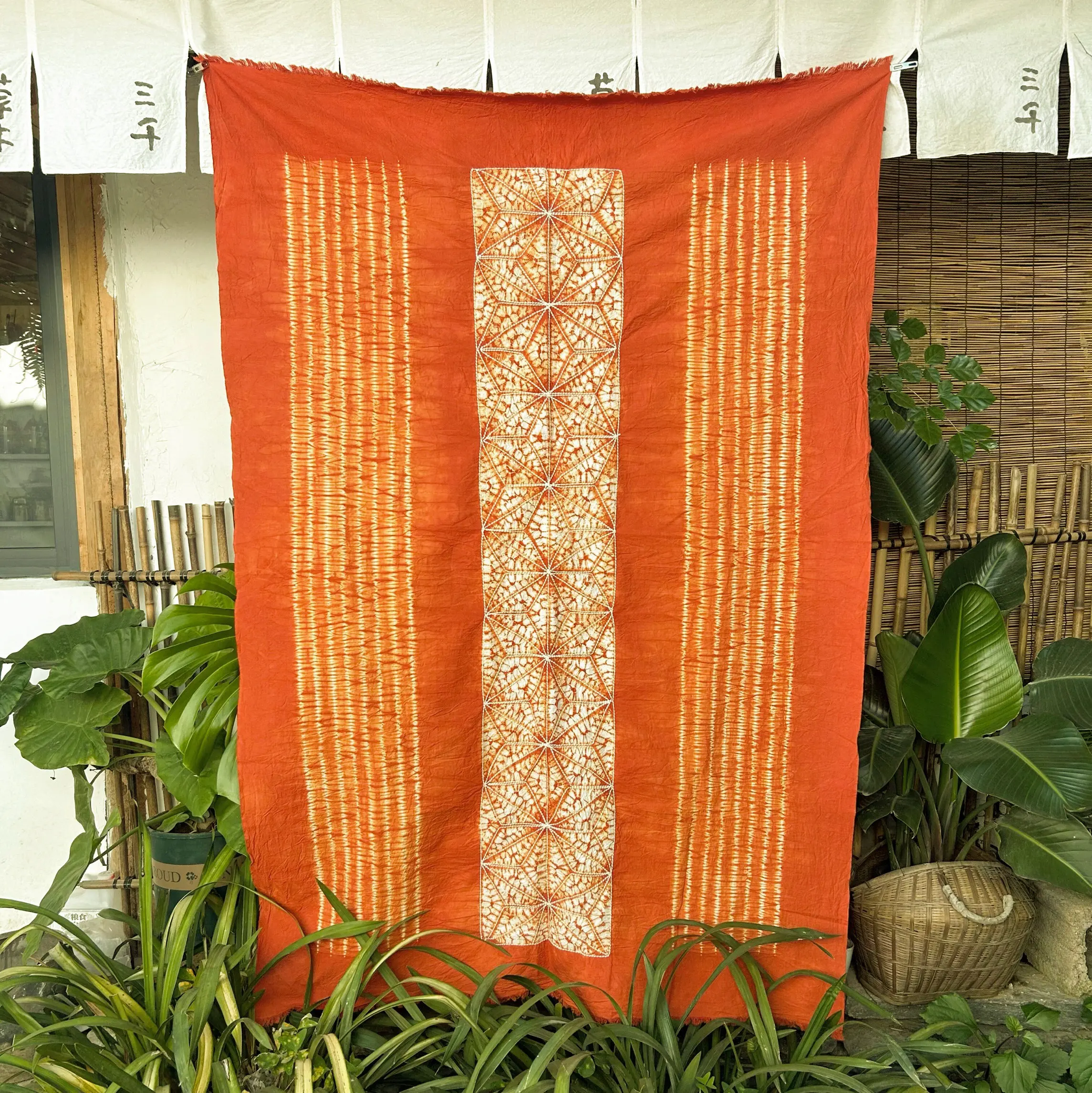 Chinese Bai characteristics hand intangible cultural heritage traditional tablecloth coffee table sofa hanging cloth multi-color