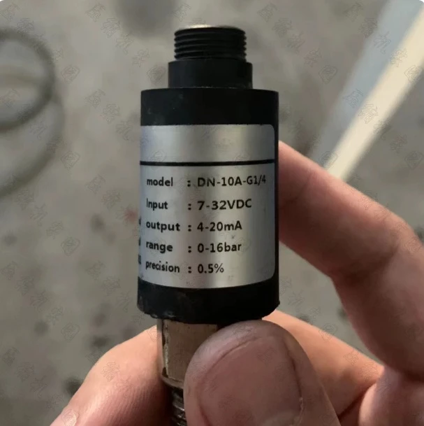 Screw air compressor air pump JYDN-10A-G1/4 R1/4 pressure sensor black plastic shell probe