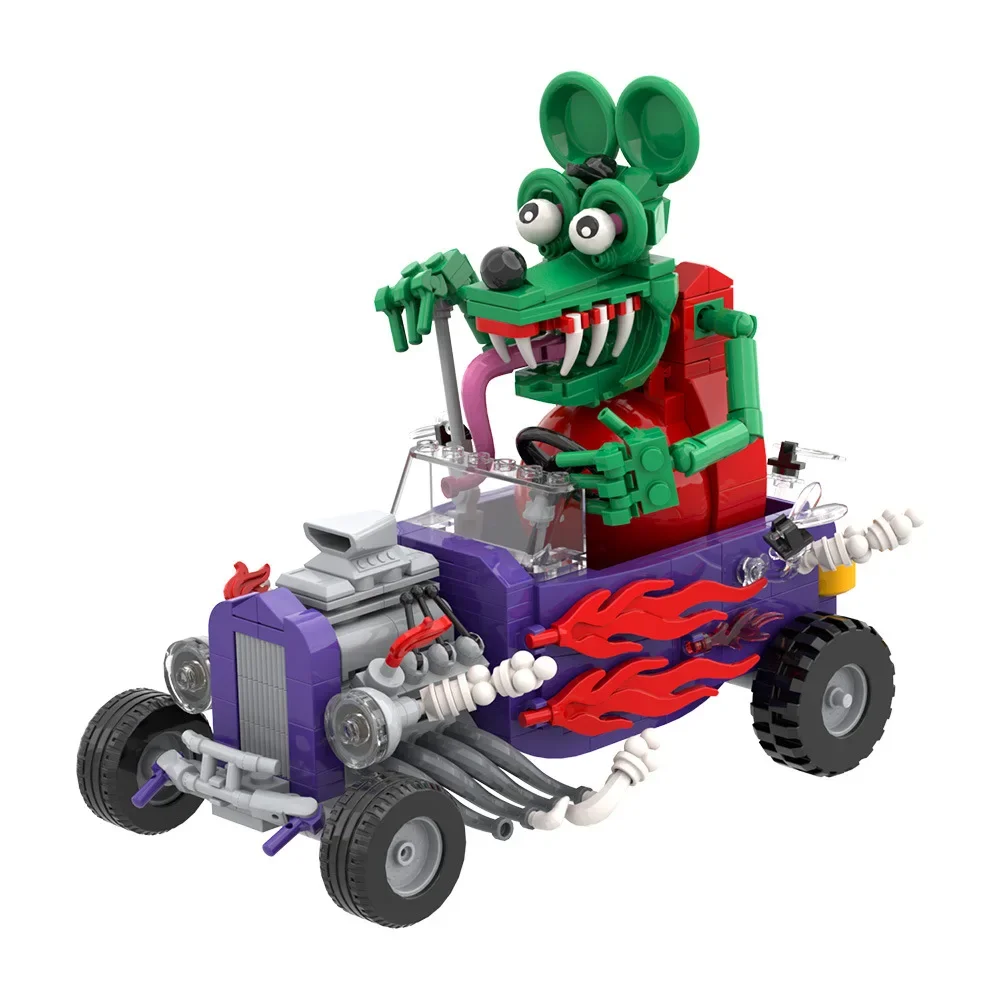 The animated movie 'Driving Mouse Building Block Model' features a green mouse assembling bricks as a gift for legendary fans