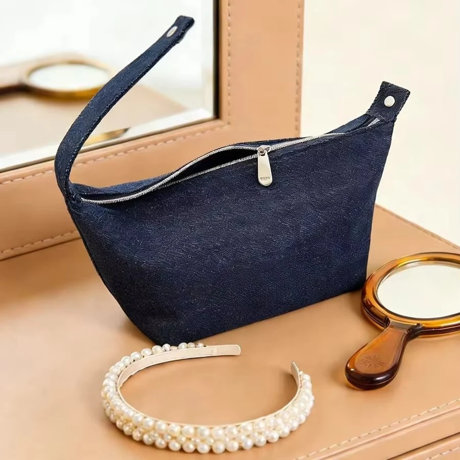 Women's Luxury Denim Large Capacity Shoulder Bag, Fashionable Embossed Letter Makeup Bag, Handbag, Puff Storage, Suitable for Daily Commuting