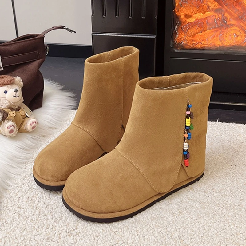 مطرز النساء حذاء من الجلد الشقق أحذية امرأة غير رسمية 2025 موضة أحذية الثلوج قصيرة الشتاء المشي الجلد المدبوغ أحذية تشيلسي بوتاس موهير #1