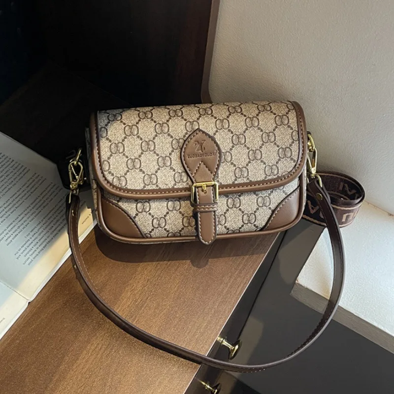 Premium bag women's European and American versatile fashion handbag printed temperament women's shoulder messenger bag