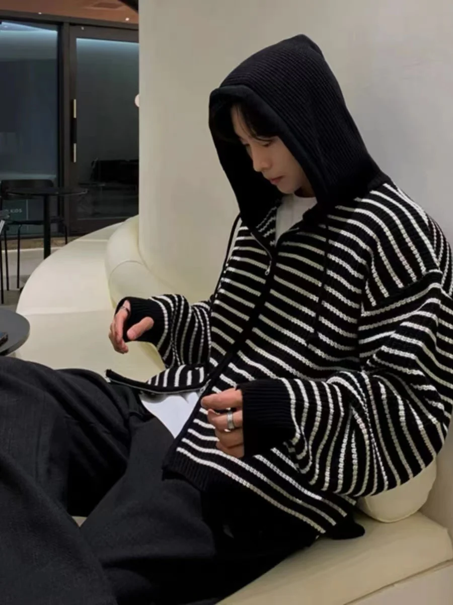 

Autumn Winter Men's Hoodie Sweater Casual Loose Fit Zipper Knitted Jaet Teenage Youth Stripe Pattern High Sensation