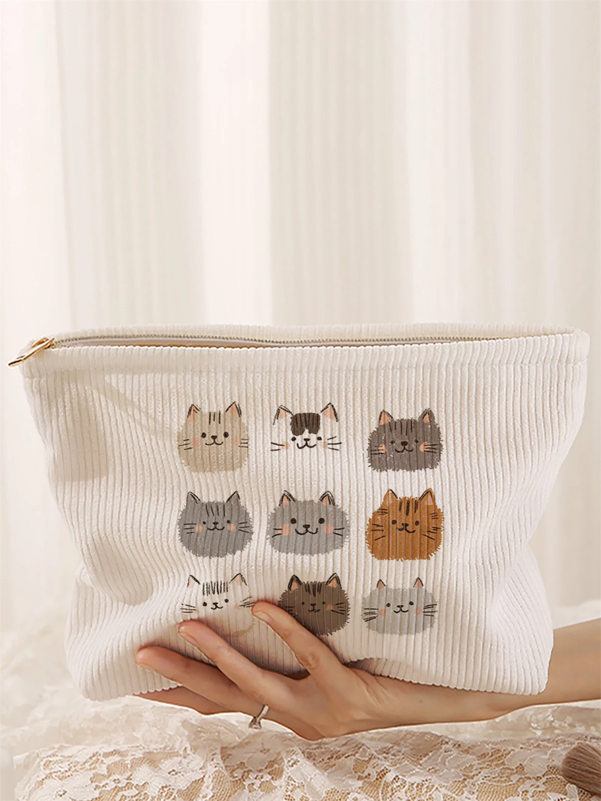 قطعة واحدة من حقيبة مكياج سروال قصير مطبوعة بنمط قطة، صندوق تخزين مكياج بسحاب خفيف الوزن، حقيبة متعددة الوظائف مع بطانة #1