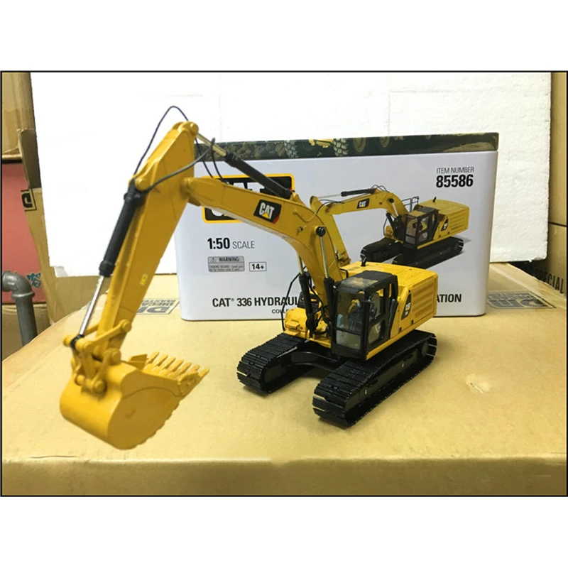 Diecast DM 85586 CAT 1:50 Scale 336 Hydraulic Excavator Alloy Engineering Vehicle Model for Adult Classic Collection Display