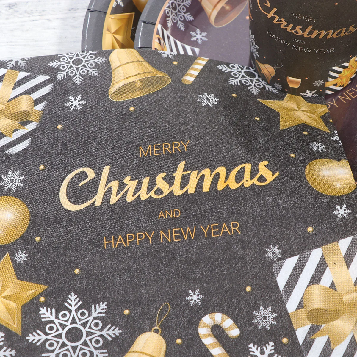 

68 PCS Disposable Tableware Set Party Supplies Christmas New Year's Eve