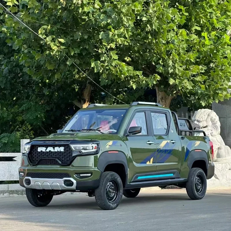 2026 New Style Low Price Customizable New Energy Car Four Wheel Pickup 3500W 60V 4 Long Range Moving Goods