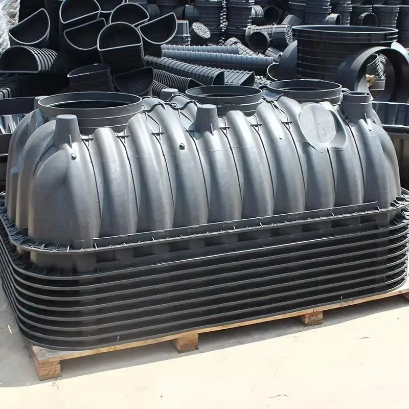 Household three-grid septic tank system Underground biological septic tank Large plastic septic tank