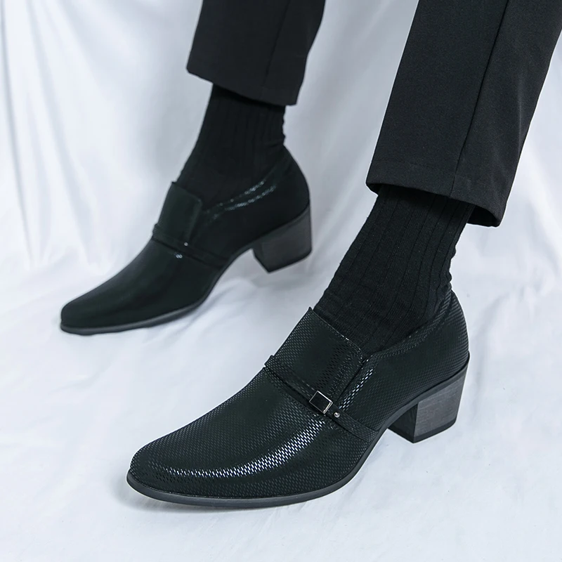 حذاء رجالي بكعب عالٍ من البولي يوريثان بلون سادة حذاء رجالي أنيق وبسيط مدبب #3