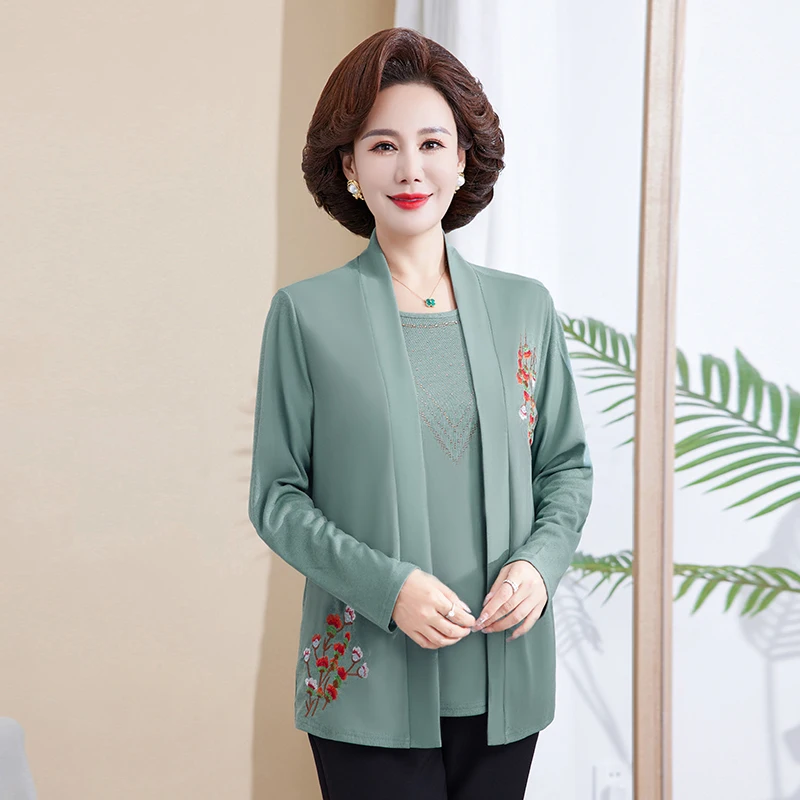 2pcs/set Embroidery Floral T-shirts Women Spring Fall Fashion Middle Age Mother Tee Shirts Femme Suit Tops