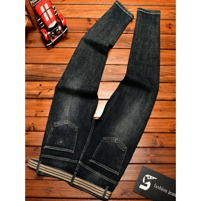 秋のメンズファッションジーンズ、メンズスリムフィット、伸縮性のあるトレンド感あふれる韓国風ハイエンドカジュアル、スリムレッグパンツ