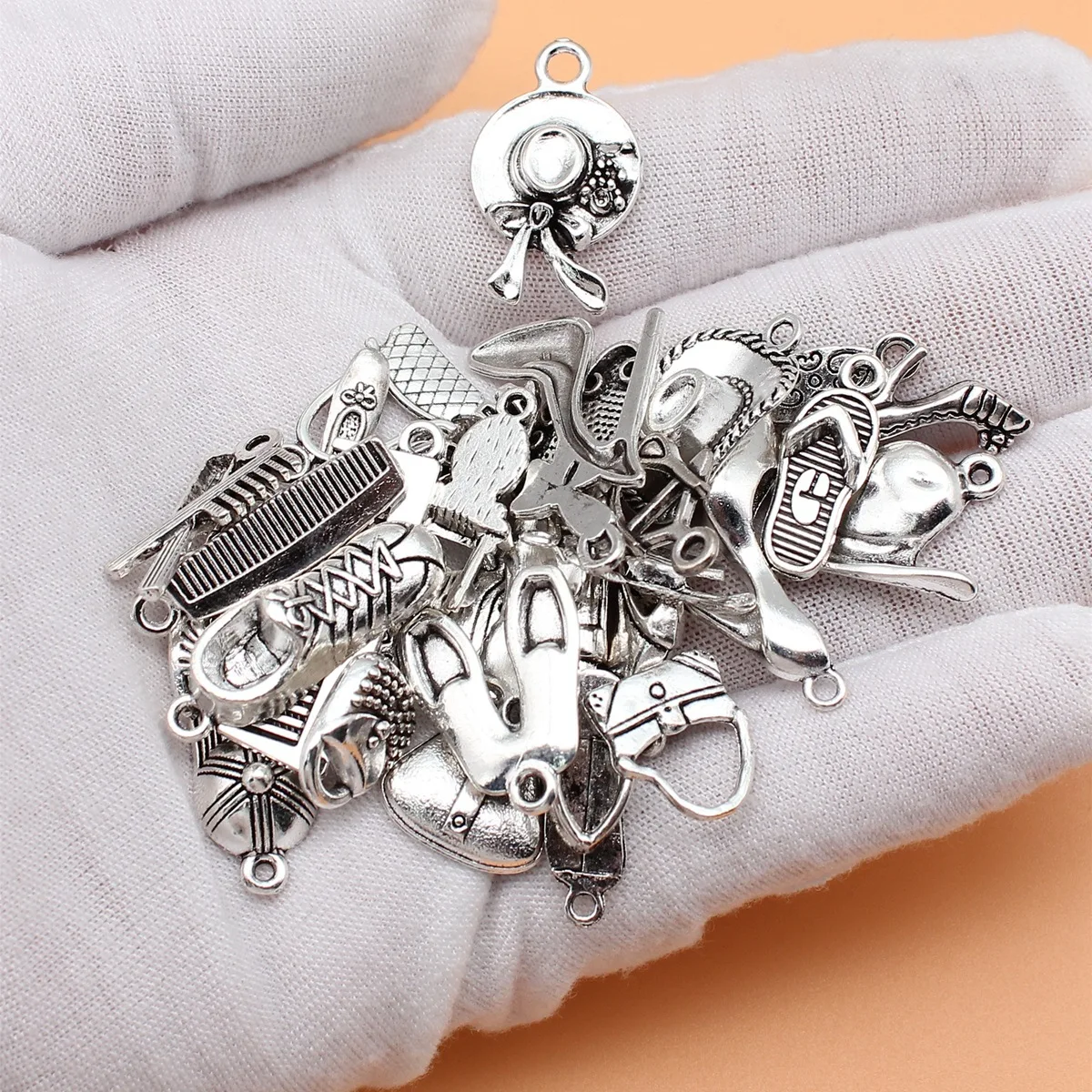 31pcs Antique Silver Color Comb Hat Shoes Bag Lipstick Perfume Charms Collection For DIY Jewelry Making, 31 Styles, 1 of Each